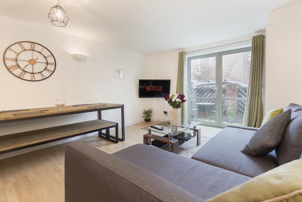 Raleigh Square - 2Br Ground-Floor Apartment In ノッティンガム エクステリア 写真